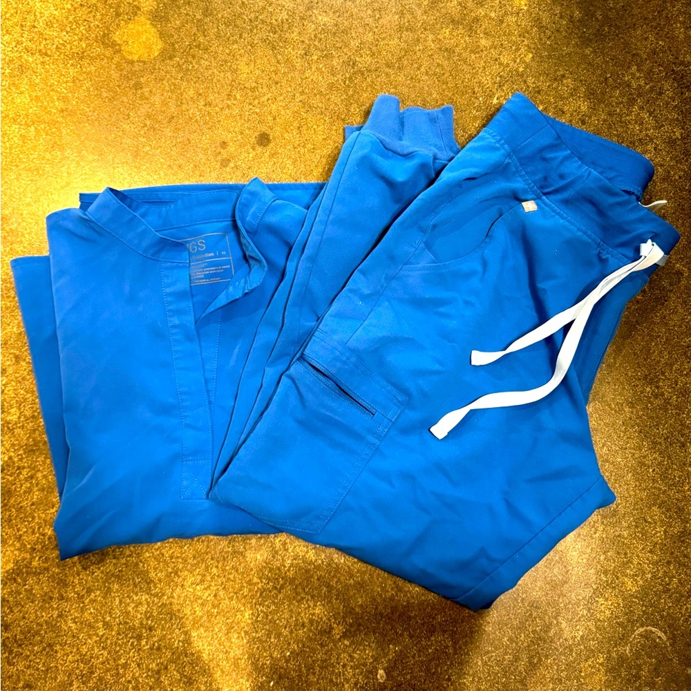 Figs Medium Petite Scrubs